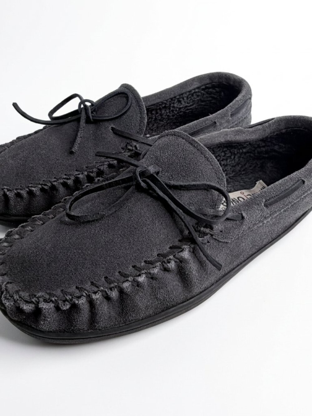 Minnetonka Moccasins Size 8 Men 9.5 Women Pile Lined Hardsole Charcoal Suede